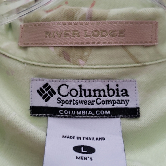 Columbia lime green button-up shirt🍈 - Picture 9 of 9